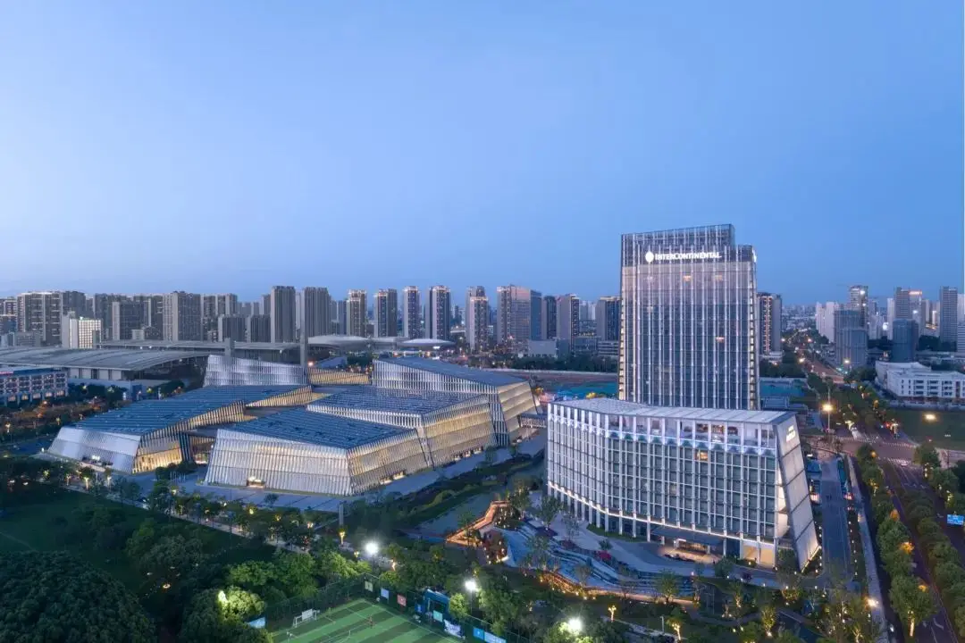 华韵普慧所在区域夜景